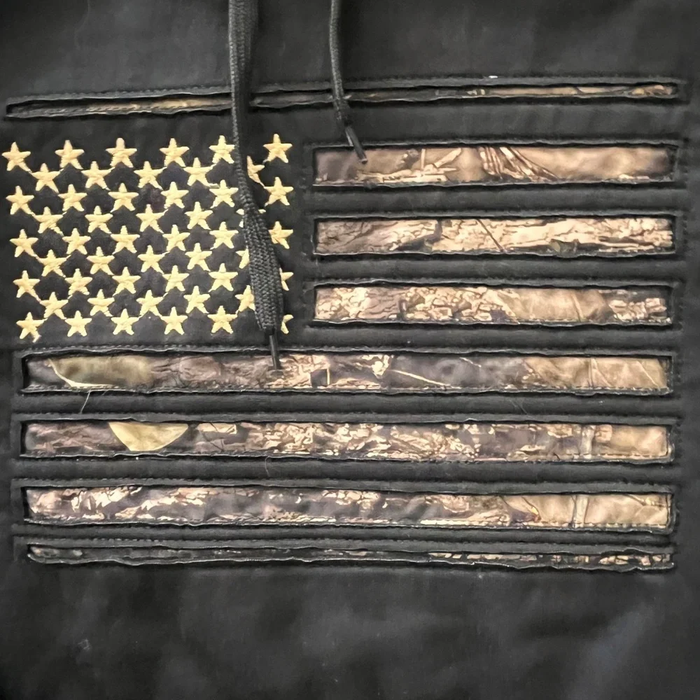 NWT - Mossy Oak Performance Fleece Men's Hoodie Black Camo USA Flag Size Medium